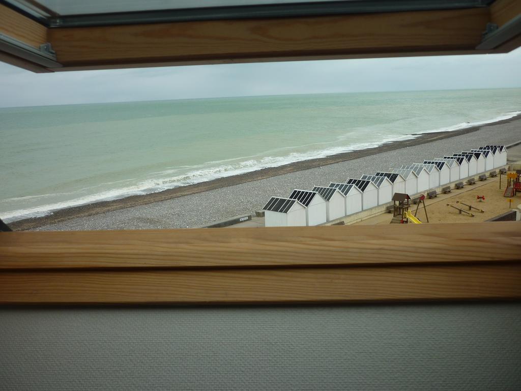 Hotel De La Plage Quiberville Room photo